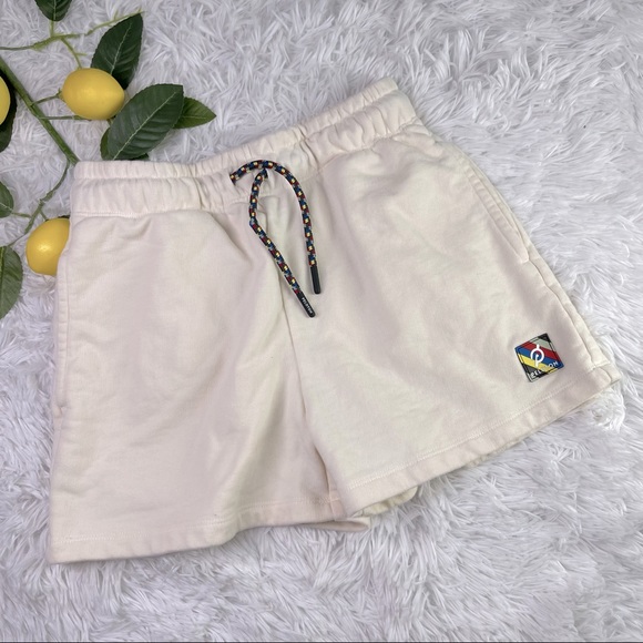 Peloton Pants - Peloton Relaxed Fit Lounge Shorts Size XS